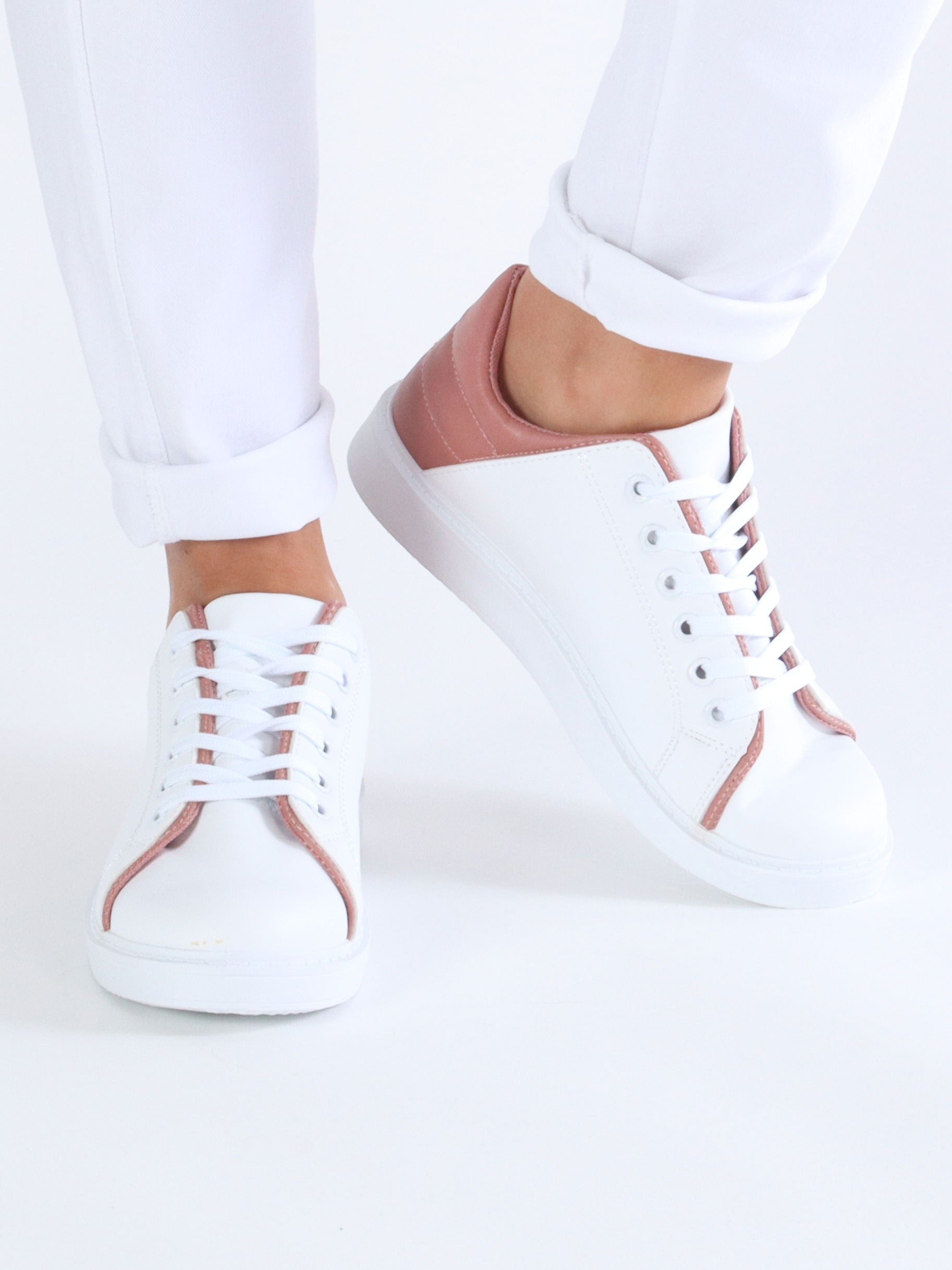 Lauren - Hvide sneakers med farvede detaljer
